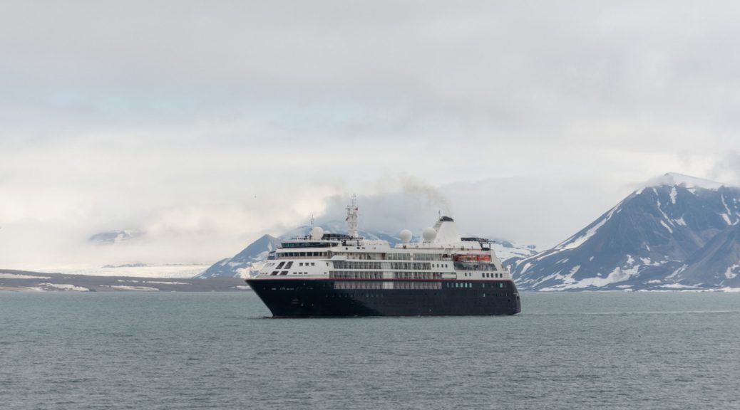 Croisière de luxe inédite : vivez une aventure polaire dans les eaux de l’Arctique !