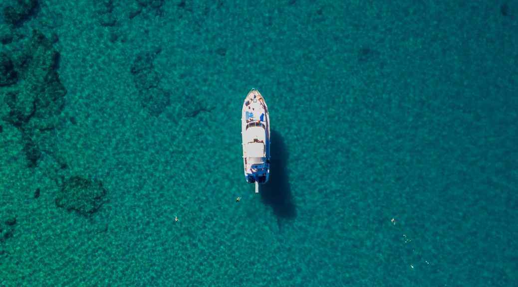 Traversée en bateau vers Tahiti : durée, escales et conseils pour organiser sa croisière