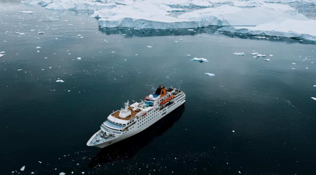 Voyage en Antarctique : entre luxe et aventure polaire
